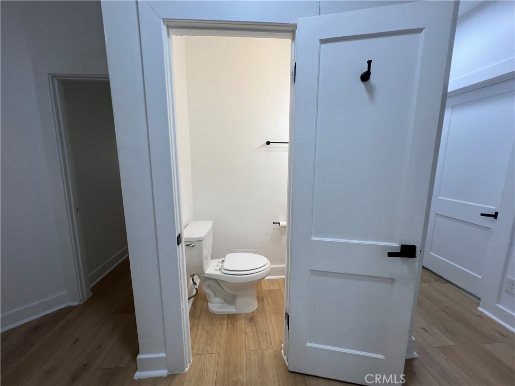 https://media.crmls.org/medias/ed1ff0e9-2945-4fa0-9ed5-9d7c8de5fae9.jpg?preset=X-Large