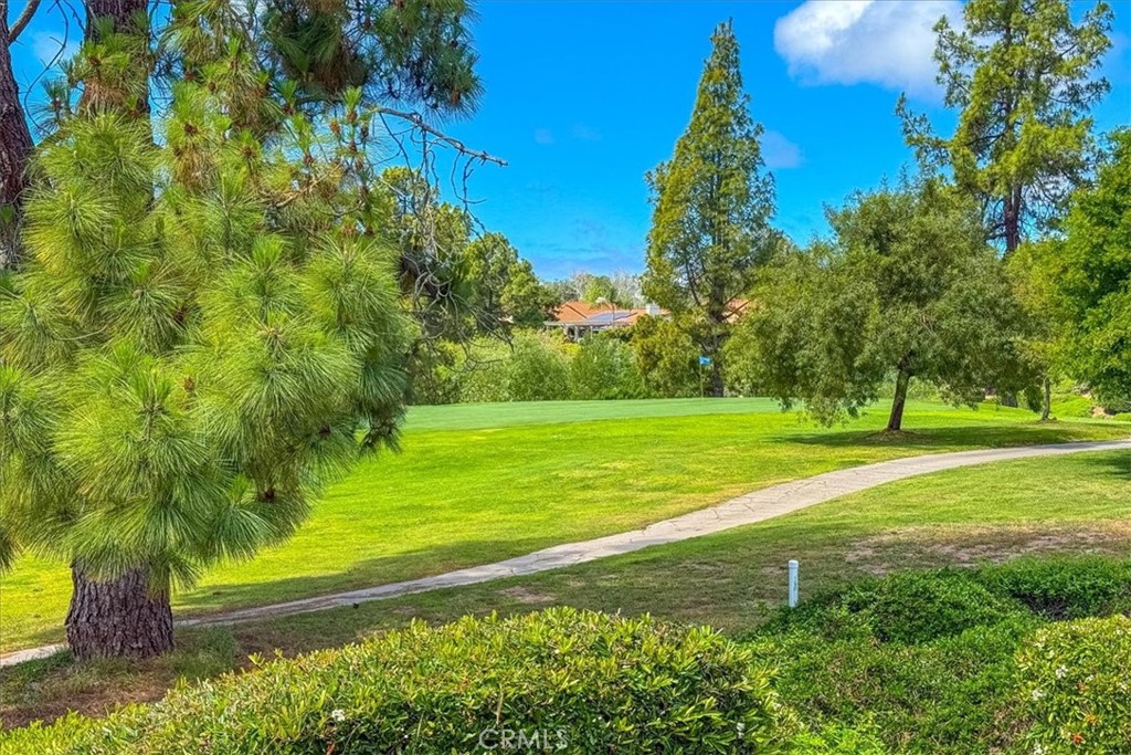 https://media.crmls.org/medias/ed2272cc-d66d-4440-ab09-f70fe5c776d6.jpg?preset=X-Large