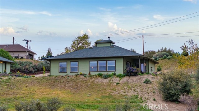 Detail Gallery Image 22 of 73 For 24921 Sunset Way, Tehachapi,  CA 93561 - 2 Beds | 2 Baths