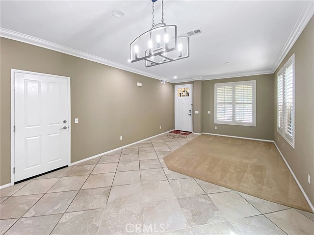 3318 Ridge Park Court, Long Beach CA: https://media.crmls.org/medias/ed22bc33-fde1-4b4b-b273-5ca32a997322.jpg