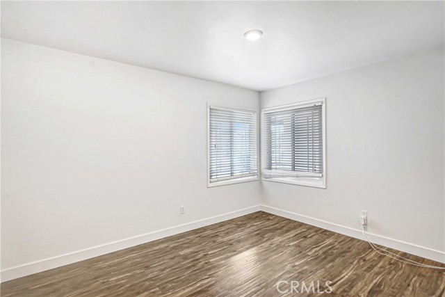 Detail Gallery Image 12 of 25 For 458 Termino, Corona,  CA 92879 - 4 Beds | 2 Baths