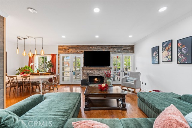 Detail Gallery Image 3 of 44 For 28314 Easton Ln, Saugus,  CA 91350 - 6 Beds | 3 Baths