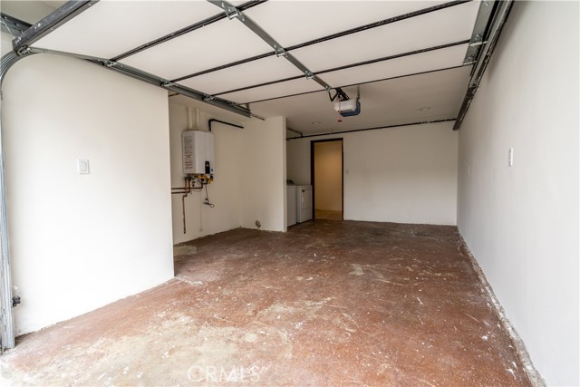 Detail Gallery Image 35 of 73 For 3362 Bellota, Los Angeles,  CA 90027 - 5 Beds | 5 Baths