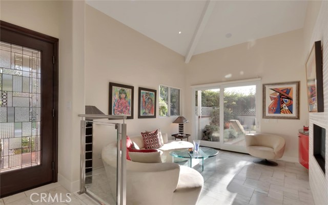 1 Tiburon Court, Manhattan Beach, California 90266, 3 Bedrooms Bedrooms, ,Residential,Sold,Tiburon,SB17005932