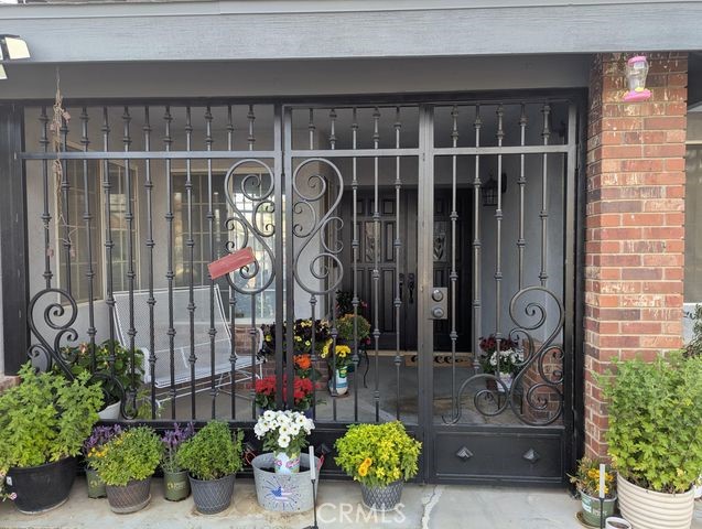 9817 Karen Avenue, California City CA: https://media.crmls.org/medias/ed24cc72-9c0d-4813-8b5e-2798017f4b85.jpg