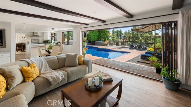 6312 Tahoe Drive, Los Angeles CA: https://media.crmls.org/medias/ed25cb05-1d67-4944-a345-d6588b983b2e.jpg