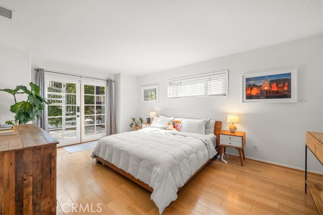 Detail Gallery Image 8 of 19 For 3418 Dorothy, Topanga,  CA 90290 - 3 Beds | 2/1 Baths