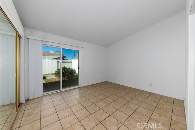 Detail Gallery Image 11 of 22 For 7792 Lemon Ct, Fontana,  CA 92336 - 2 Beds | 2 Baths