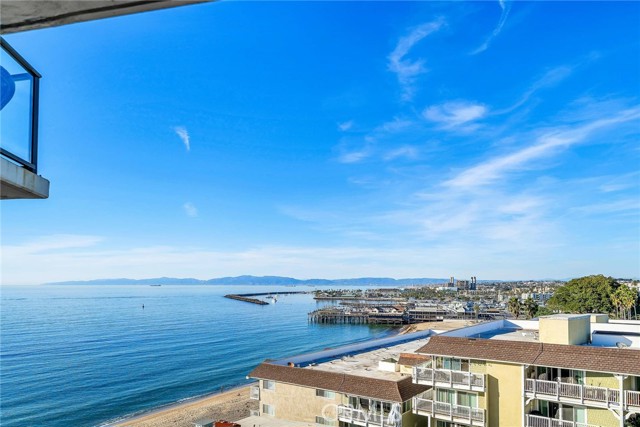 531 Esplanade, Redondo Beach, California 90277, 2 Bedrooms Bedrooms, ,2 BathroomsBathrooms,Residential,Sold,Esplanade,SB23198837