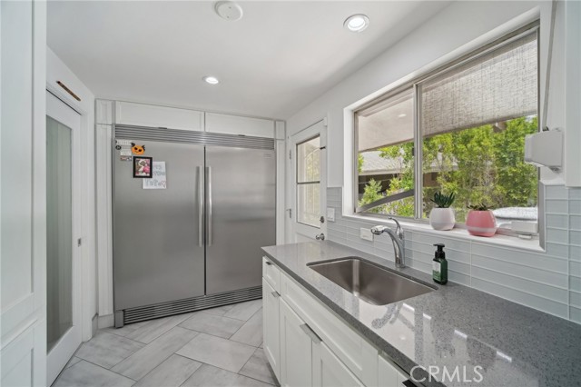 Detail Gallery Image 21 of 75 For 12218 Sarazen Pl, Granada Hills,  CA 91344 - 6 Beds | 5/2 Baths
