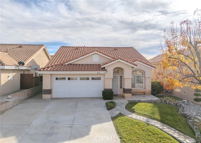 Detail Gallery Image 1 of 19 For 35147 Willow Springs Dr, Yucaipa,  CA 92399 - 3 Beds | 2 Baths