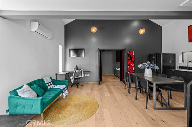 Detail Gallery Image 48 of 65 For 1079 San Jose Ave, Burbank,  CA 91501 - 4 Beds | 3/1 Baths