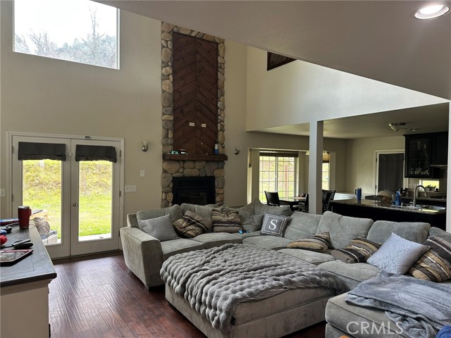 Image 35 of 60 For 43022 Apache Ranch Road