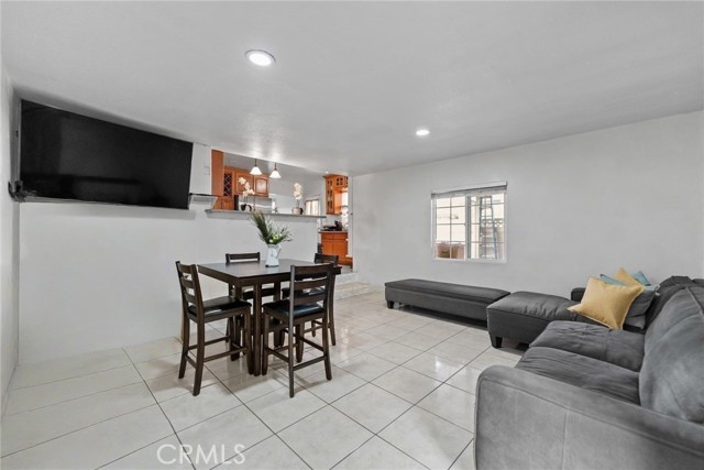 Detail Gallery Image 17 of 27 For 11434 Littchen St, Norwalk,  CA 90650 - 3 Beds | 2 Baths