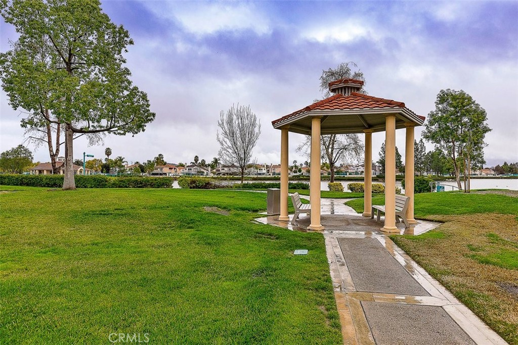 https://media.crmls.org/medias/ed2838a3-7b81-4133-9c1e-ff9a924792d5.jpg?preset=X-Large