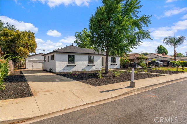 Detail Gallery Image 3 of 42 For 1433 Ashport St, Pomona,  CA 91768 - 3 Beds | 2 Baths