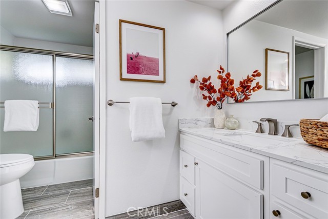 101 Broadway, Redondo Beach, California 90277, 3 Bedrooms Bedrooms, ,2 BathroomsBathrooms,Residential,For Sale,Broadway,SB25056727