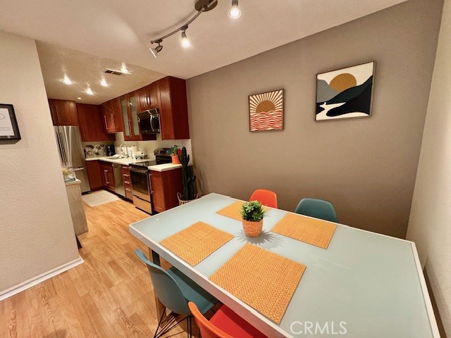 Detail Gallery Image 12 of 75 For 2810 N Arcadia Ct #208,  Palm Springs,  CA 92262 - 1 Beds | 1 Baths