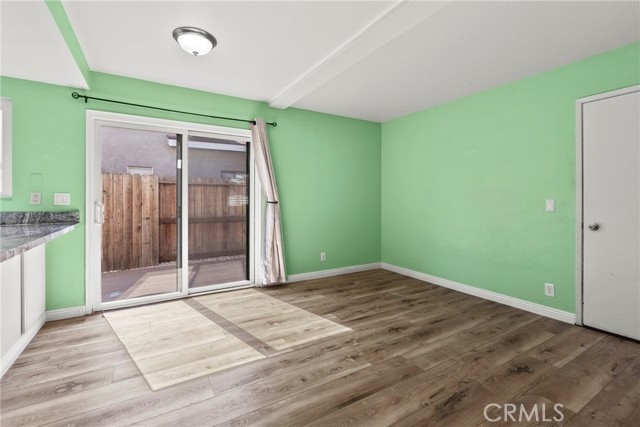 Detail Gallery Image 8 of 28 For 1126 E Foster Rd #B,  Santa Maria,  CA 93455 - 3 Beds | 2/1 Baths