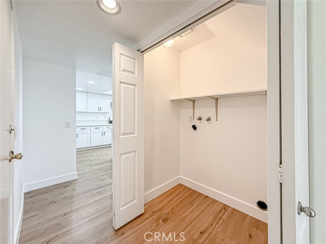 Detail Gallery Image 14 of 36 For 206 Camino Cortina, Camarillo,  CA 93010 - 3 Beds | 3 Baths