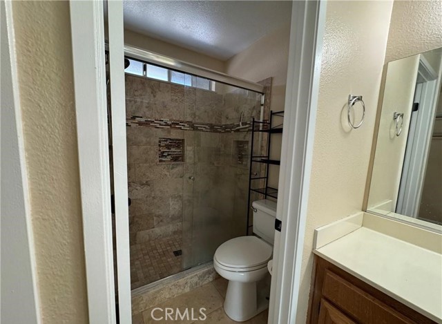 Detail Gallery Image 12 of 12 For 1725 Maxwell Ln #C,  Corona,  CA 92881 - 2 Beds | 2/1 Baths