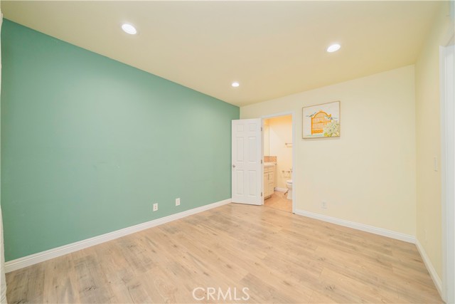 Detail Gallery Image 23 of 28 For 6336 Marina Pacifica, Long Beach,  CA 90803 - 2 Beds | 2/1 Baths