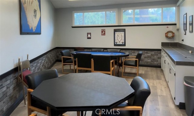 Detail Gallery Image 42 of 66 For 26832 Avenue of the Oaks #D,  Newhall,  CA 91321 - 2 Beds | 2 Baths