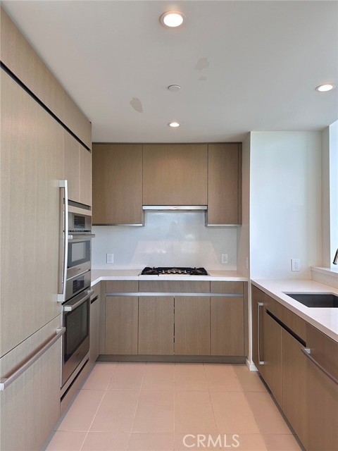 889 Francisco Street, 3608 photo 11