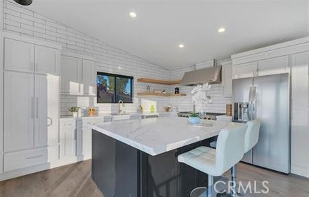 3728 Berry Drive, Studio City CA: https://media.crmls.org/medias/ed2a4358-975d-42ec-9f26-069a4f9ea89e.jpg