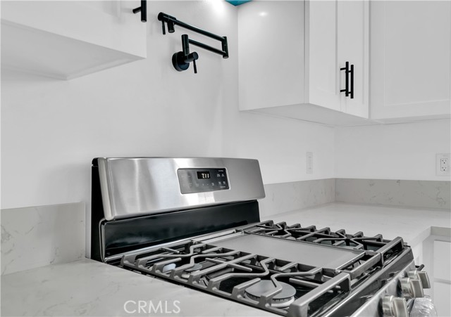 Image 4 of 31 For 2419 3rd Street