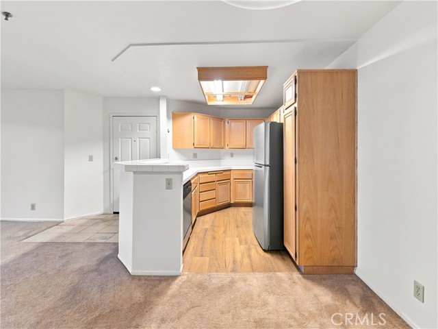 5728 Oak Bend Ln Unit 202, Oak Park, CA 91377 photo 7