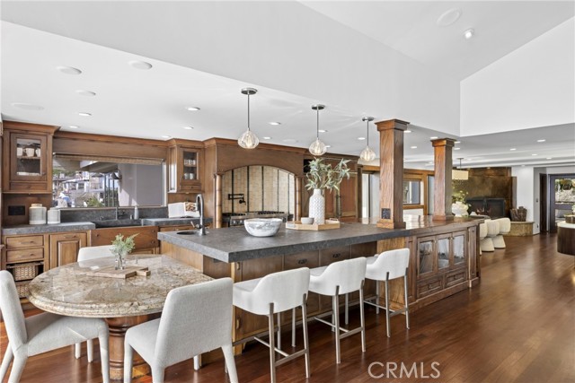 Detail Gallery Image 16 of 55 For 3150 Breakers, Corona Del Mar,  CA 92625 - 4 Beds | 5 Baths