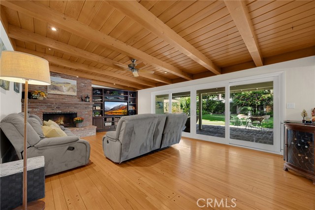 Detail Gallery Image 12 of 45 For 1627 Oak Tree Lane, Glendora,  CA 91741 - 3 Beds | 2/1 Baths