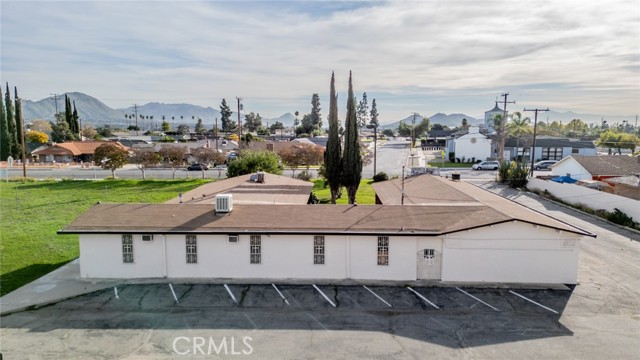 711 W C, Colton CA: https://media.crmls.org/medias/ed2c0c91-0fb5-4c5d-9693-117495d9e8ce.jpg