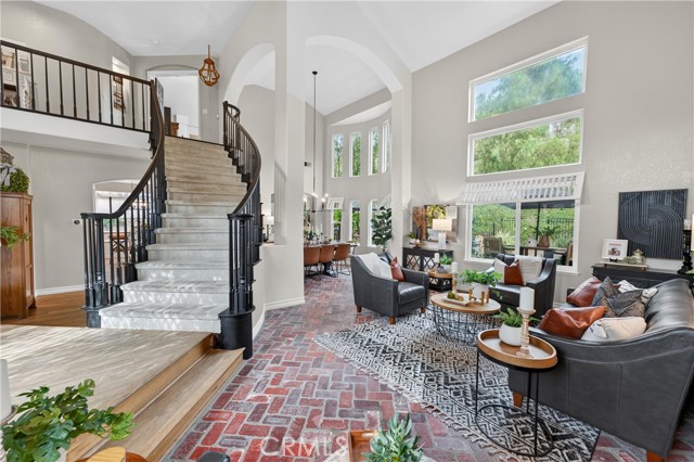 Detail Gallery Image 7 of 75 For 21352 Silvertree Lane, Rancho Santa Margarita,  CA 92679 - 4 Beds | 2/1 Baths