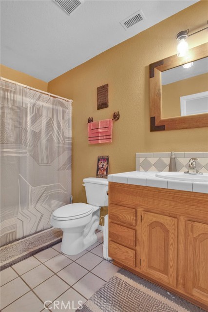 Detail Gallery Image 29 of 55 For 10661 Blackfoot Rd, Apple Valley,  CA 92308 - 3 Beds | 2 Baths