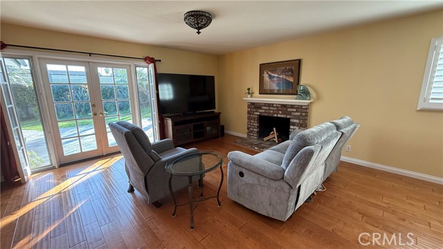 Detail Gallery Image 7 of 23 For 8422 Munster, Huntington Beach,  CA 92646 - 3 Beds | 2 Baths