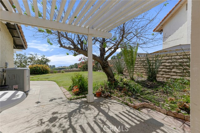 Detail Gallery Image 34 of 53 For 19252 Pebble Beach, Porter Ranch,  CA 91326 - 3 Beds | 2 Baths