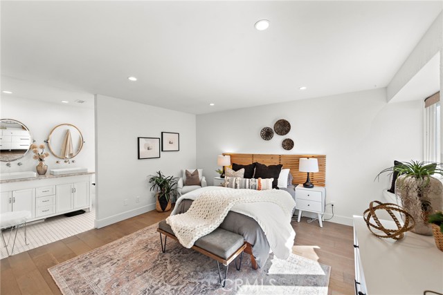 Detail Gallery Image 17 of 35 For 12628 Newport Ave, Tustin,  CA 92780 - 2 Beds | 2/1 Baths