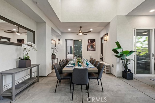 2217 Estribo Drive, Rolling Hills Estates CA: https://media.crmls.org/medias/ed2fec3b-8792-476e-8738-8a34765dd8af.jpg