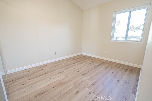 Detail Gallery Image 19 of 35 For 8323 Grenoble #32,  Sunland,  CA 91040 - 3 Beds | 2/1 Baths