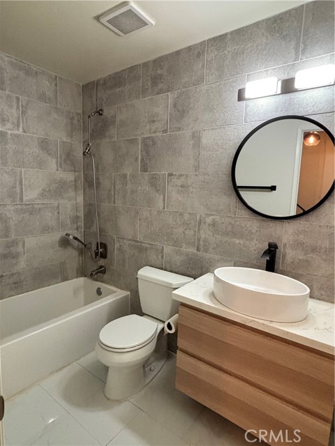Detail Gallery Image 10 of 17 For 1709 Avenida Selva, Fullerton,  CA 92833 - 2 Beds | 2 Baths