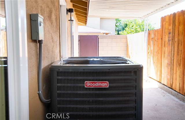 12909 Joshua Lane, Norwalk CA: https://media.crmls.org/medias/ed3295eb-2bd0-42bf-9eb7-fd37ae551444.jpg