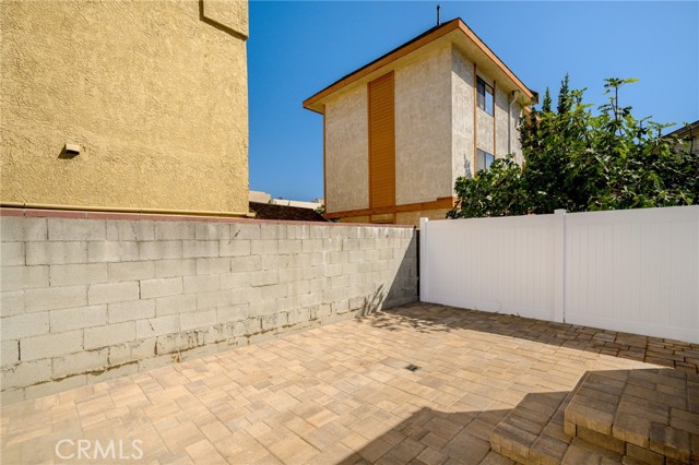 908 East Maple, A photo 16