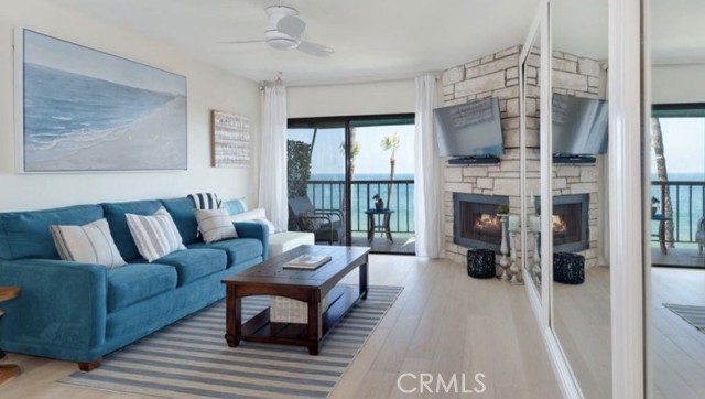 Detail Gallery Image 4 of 20 For 26664 Seagull #B214,  Malibu,  CA 90265 - 1 Beds | 1 Baths