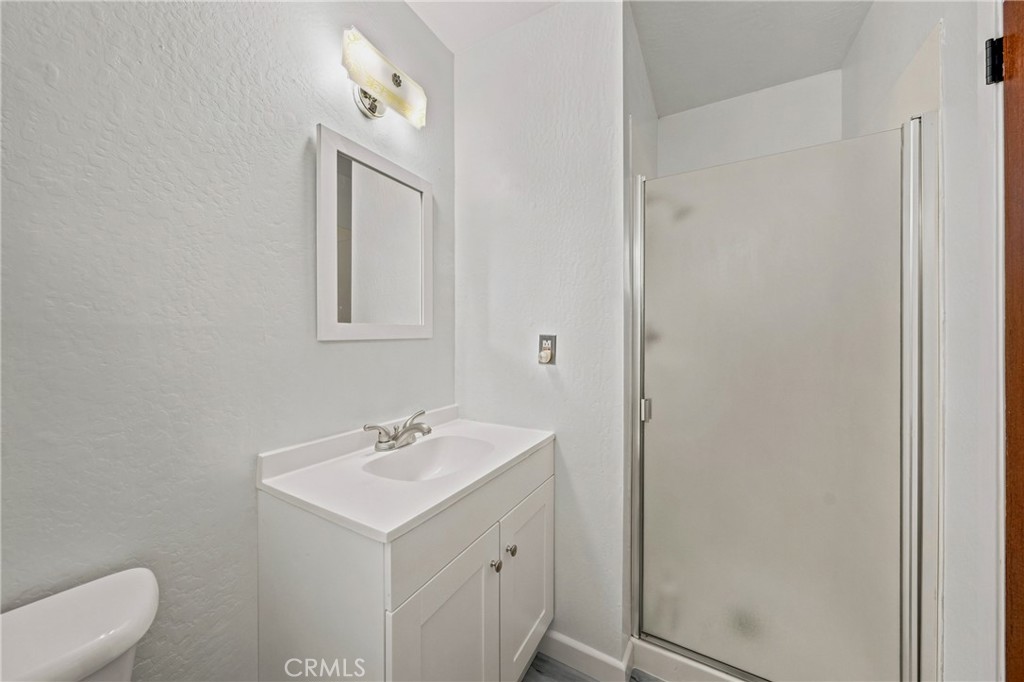 https://media.crmls.org/medias/ed34e145-7c47-4dee-ae7a-cd803dbe2cbc.jpg?preset=X-Large