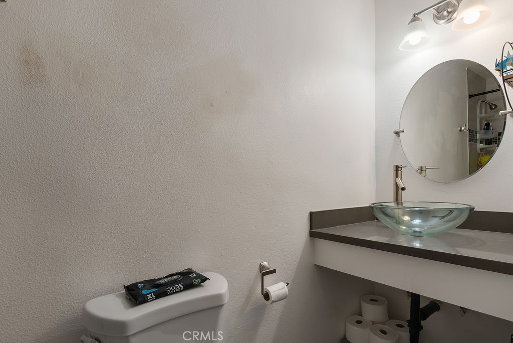 https://media.crmls.org/medias/ed3521c0-cf23-4098-8069-6f03d45550d6.jpg?preset=X-Large