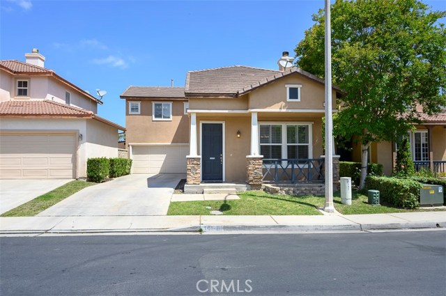 141 Jessica Ln, Corona, CA 92882