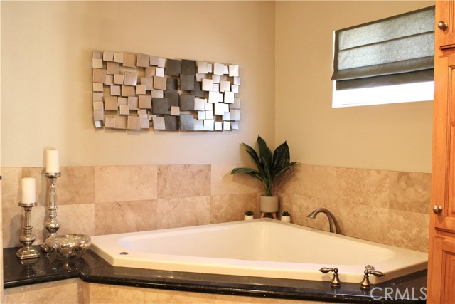 Detail Gallery Image 21 of 29 For 1532 S Dallas Dr, Anaheim,  CA 92804 - 3 Beds | 2/1 Baths