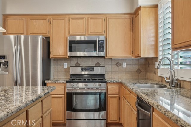 28523 Santa Catarina Road, Saugus CA: https://media.crmls.org/medias/ed36f26a-7f08-45de-bd16-be323c53bded.jpg